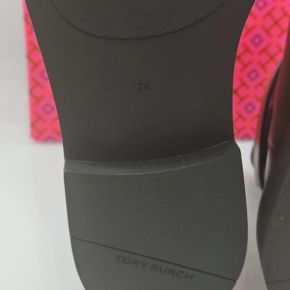 Tory Burch Embossed Leather Double T Chelsea Ankle Boots Size 7.5